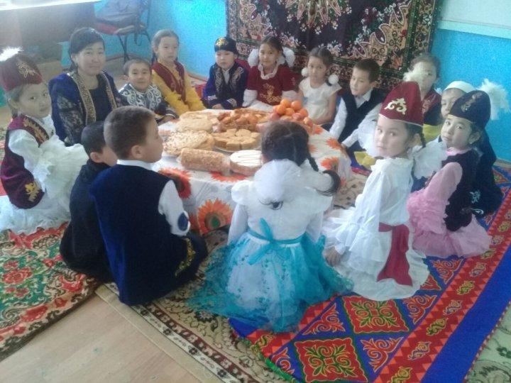 Наурыз - 2018 жыл 1 Ә сынып оқушылары